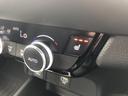 フィット ｅ：ＨＥＶリュクス　メーカー９型ナビ／地デジ／バックカメラ／ホンダセンシング／シートヒーター／ハーフレザー／ＬＥＤヘッドライト／ＥＴＣ／レーダークルーズコントロール／純正１６インチＡＷ（6枚目）