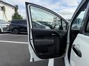 ハイブリッドＺ　７人乗り／メーカー１０．５型ナビ／両側電動スライドドア／衝突軽減ブレーキ／地デジ／バックカメラ／レーダークルーズコントロール／ステアリングヒーター／ＥＴＣ／ＬＥＤヘッドライト／シートヒーター（34枚目）