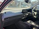 ｅ：ＨＥＶ　Ｚ　禁煙車　純正１１．４インチナビ　ＢＯＳＥサウンド　赤革シート　アラウンドビューカメラ　フルセグ　衝突権限ブレーキ　ステアリングヒーター　電動リアゲート　ビルドインＥＴＣ２．０　パワーシート　ＬＥＤ（45枚目）