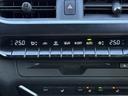 UX250h 禁煙車 純正12.3型ナビ フルセグ バックカメラ 黒革シート シートヒーター 衝突軽減ブレーキ ビルドインETC2.0 ステアリングヒーター アダプティブクルーズコントロール レーンキープ LED(56枚目)