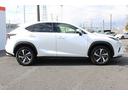 ＮＸ３００　Ｉパッケージ　禁煙車　純正１０インチナビ　フルセグ　シートヒーター　レザーシート　ビルトインＥＴＣ２．０　パワーバックドア　レーダークルーズ　パワーシート　ステアリングヒーター　オートブレーキホールド（9枚目）