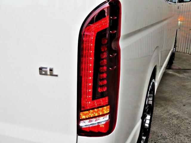 ハイエースコミューター スーパーロングＧＬ　登録済新車／３ナンバー／１０人乗り乗用登録／ワゴンディーゼル／構造変更／メッキグリル・ミラー／１７インチＡＷ／ローダウン／ＬＥＤテールランプ／シートカバー／ＳＤフルセグナビ／ＥＴＣ／バックモニター／／（27枚目）