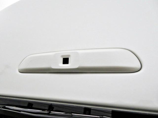 ハイエースコミューター スーパーロングＧＬ　登録済新車／３ナンバー／１０人乗り乗用登録／ワゴンディーゼル／構造変更／メッキグリル・ミラー／１７インチＡＷ／ローダウン／ＬＥＤテールランプ／シートカバー／ＳＤフルセグナビ／ＥＴＣ／バックモニター／／（29枚目）