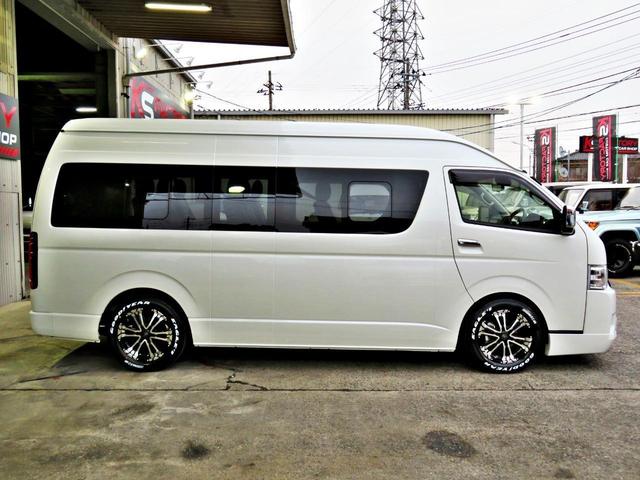 ハイエースコミューター スーパーロングＧＬ　登録済新車／３ナンバー／１０人乗り乗用登録／ワゴンディーゼル／構造変更／メッキグリル・ミラー／１７インチＡＷ／ローダウン／ＬＥＤテールランプ／シートカバー／ＳＤフルセグナビ／ＥＴＣ／バックモニター／／（56枚目）