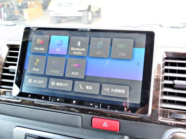 ハイエースバン スーパーGL ダークプライムII 新車未登録/7型/6AT/2800ccディーゼルターボ/415コブラフルエアロ/18インチAW/両側出しマフラーカッター/ワイパーカウル/ルーフスポイラー/イエローキャリパーカバー/フルセグTV/(57枚目)