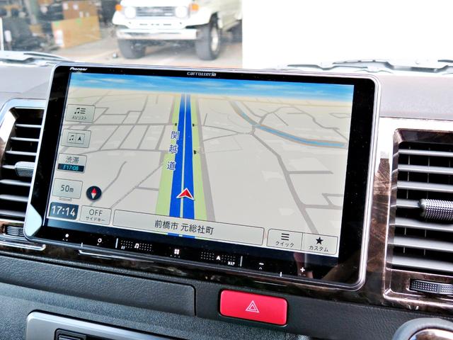 ハイエースバン スーパーGL ダークプライムII 新車未登録/7型/6AT/2800ccディーゼルターボ/415コブラフルエアロ/18インチAW/両側出しマフラーカッター/ワイパーカウル/ルーフスポイラー/イエローキャリパーカバー/フルセグTV/(58枚目)