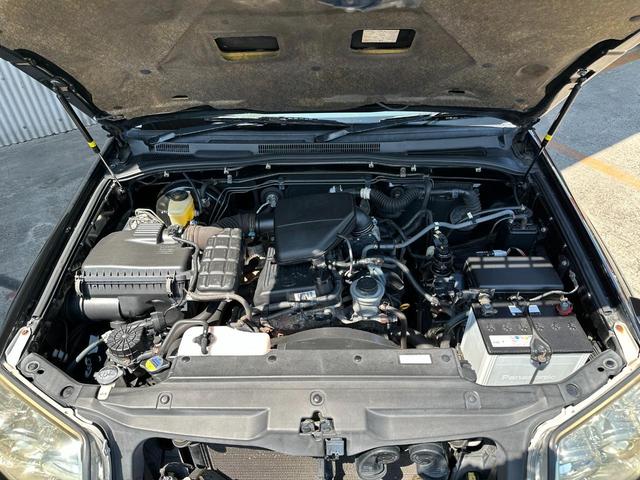 ハイラックスサーフ ＳＳＲ－Ｘリミテッド　２１５サーフ　後期型　２インチリフトアップ　新品メソッドレースホイール　新品ジオランダーＸ－ＡＴタイヤ　カーナビ　ＥＴＣ　４ＷＤ　パワステ　パワーウインドウ　オートエアコン（8枚目）