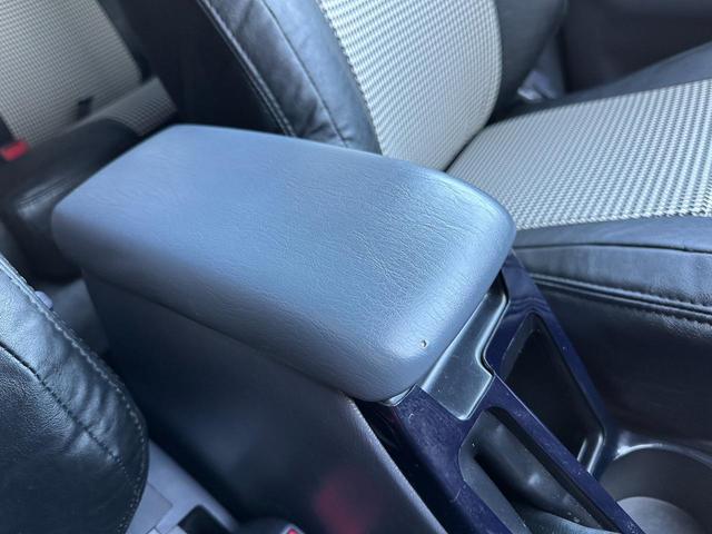ハイラックスサーフ ＳＳＲ－Ｘ　Ｖセレクション　１８５サーフ　ブラック全塗装済み　クリスタルヘッドライト　ＴＯＹＯＴＡ文字メッシュグリル　グリルガード　ＭＧ　Ｂｅａｓｔホイール　マキシスタイヤ　ガナドールマフラー　新品ブラック＆千鳥柄シートカバー（44枚目）
