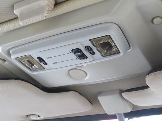 ランドクルーザー６０ ＧＸ　ランクル６０　後期型　ディーゼル　角目４灯　オートマ　ハイルーフ　社外アルミホイール　ＵＳリヤバンパー　社外砲弾マフラー　ノーマル車高　サンルーフ　パワステ　パワーウインドウ　エアコン　ＥＴＣ（44枚目）