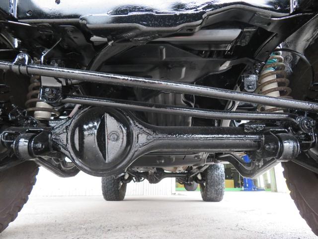 ランドクルーザープラド ＳＸワイド　７８プラド　ナロー仕様　オリーブグリーン全塗装済　新品フルメッキグリル　新品メッキバンパー　新品クリスタルオレンジウインカー　新品クリスタルオレンジコーナー　新品ＬＥＤコンビテール　新品シートカバー（9枚目）