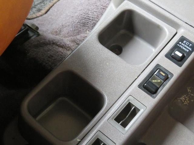 ランドクルーザープラド ＳＸワイド　７８プラド　ナロー仕様　オリーブグリーン全塗装済　新品フルメッキグリル　新品メッキバンパー　新品クリスタルオレンジウインカー　新品クリスタルオレンジコーナー　新品ＬＥＤコンビテール　新品シートカバー（45枚目）