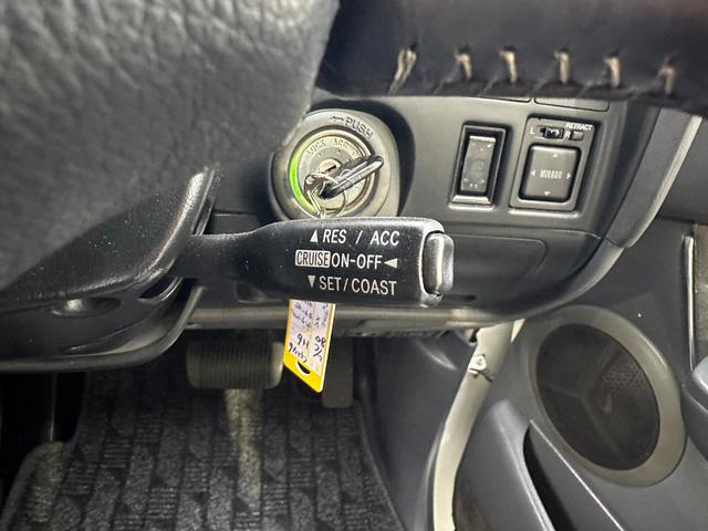 ランドクルーザー８０ ＶＸリミテッド　ランクル８０　１ＨＤディーゼルターボ　前後デフロック　新品ホワイト全塗装　ナロー仕様　　純正車高　新品ＫＳオリジナルホイール　新品ＢＦグットリッチタイヤ　サンルーフ　背面タイヤ　クルコン（35枚目）