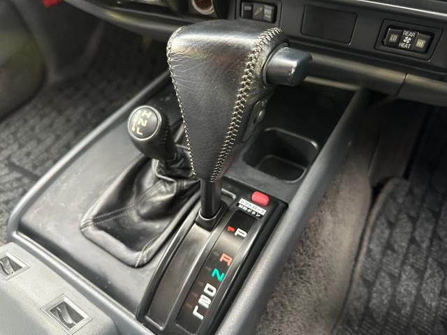 ランドクルーザー８０ ＶＸリミテッド　ランクル８０　１ＨＤディーゼルターボ　前後デフロック　新品ホワイト全塗装　ナロー仕様　　純正車高　新品ＫＳオリジナルホイール　新品ＢＦグットリッチタイヤ　サンルーフ　背面タイヤ　クルコン（41枚目）