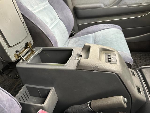 ランドクルーザー８０ ＶＸリミテッド　ランクル８０　１ＨＤディーゼルターボ　前後デフロック　新品ホワイト全塗装　ナロー仕様　　純正車高　新品ＫＳオリジナルホイール　新品ＢＦグットリッチタイヤ　サンルーフ　背面タイヤ　クルコン（49枚目）