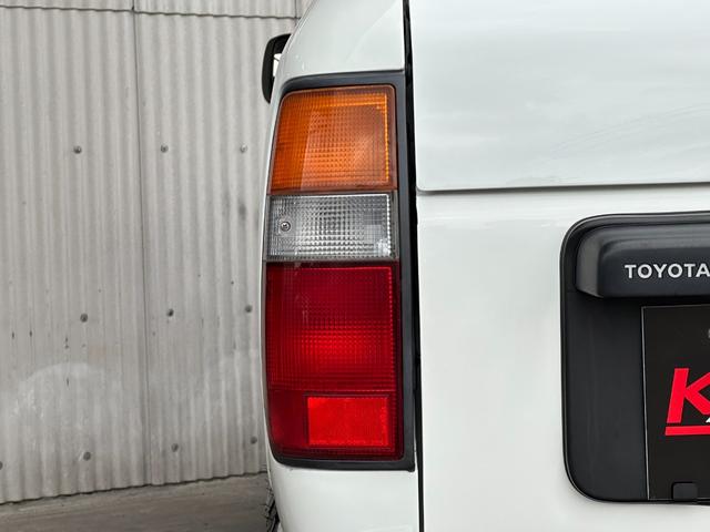 ランドクルーザー８０ ＶＸリミテッド　ランクル８０　１ＨＤディーゼルターボ　前後デフロック　新品ホワイト全塗装　ナロー仕様　　純正車高　新品ＫＳオリジナルホイール　新品ＢＦグットリッチタイヤ　サンルーフ　背面タイヤ　クルコン（64枚目）
