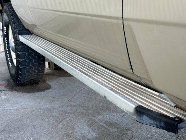 ランドクルーザープラド EXワイド ナローボディ仕様 ベージュホワイトツートン全塗装済み 新品グリル 新品ウインカーレンズ 新品3色LEDコンビテール シートカバー ナルディハンドル ナビ Bカメラ フルセグTV 輸出用ホイール(63枚目)