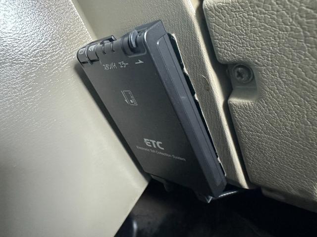 ラシーン ｆｔ　タイプＳ　下取り車　４ＷＤ　木目調パネル　ナルディハンドル　レザー調シートカバー　キーレス　１ＤＩＮオーディオ　ＥＴＣ　電動格納ミラー　タイミングチェーン　社外ホイール　背面タイヤ（44枚目）