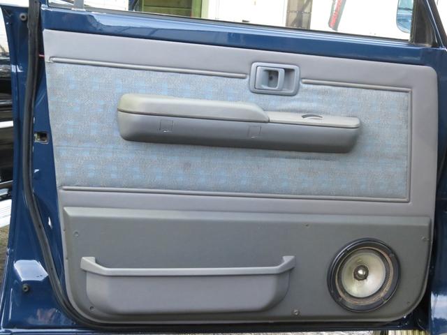 ランドクルーザー70 LX ランクル76 後期型 新品ネイビー全塗装済み フェンダーミラー ナローボディ 4ナンバー登録 ブラッドレーVホイール マットブラックグリル マットブラックバンパー パワーウインドウ 集中ドアロック(12枚目)