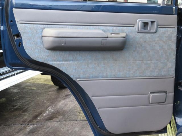 ランドクルーザー70 LX ランクル76 後期型 新品ネイビー全塗装済み フェンダーミラー ナローボディ 4ナンバー登録 ブラッドレーVホイール マットブラックグリル マットブラックバンパー パワーウインドウ 集中ドアロック(13枚目)