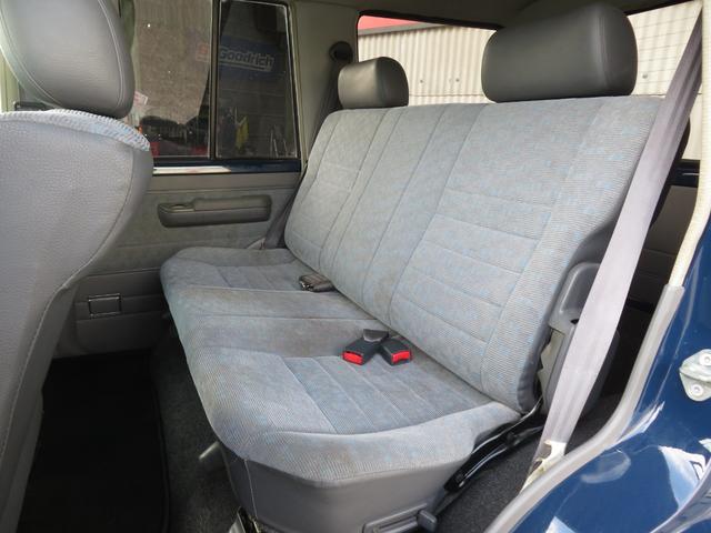 ランドクルーザー70 LX ランクル76 後期型 新品ネイビー全塗装済み フェンダーミラー ナローボディ 4ナンバー登録 ブラッドレーVホイール マットブラックグリル マットブラックバンパー パワーウインドウ 集中ドアロック(19枚目)