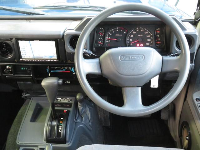 ランドクルーザー70 LX ランクル76 後期型 新品ネイビー全塗装済み フェンダーミラー ナローボディ 4ナンバー登録 ブラッドレーVホイール マットブラックグリル マットブラックバンパー パワーウインドウ 集中ドアロック(50枚目)