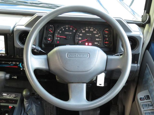 ランドクルーザー70 LX ランクル76 後期型 新品ネイビー全塗装済み フェンダーミラー ナローボディ 4ナンバー登録 ブラッドレーVホイール マットブラックグリル マットブラックバンパー パワーウインドウ 集中ドアロック(51枚目)