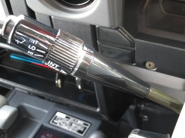 ランドクルーザー70 LX ランクル76 後期型 新品ネイビー全塗装済み フェンダーミラー ナローボディ 4ナンバー登録 ブラッドレーVホイール マットブラックグリル マットブラックバンパー パワーウインドウ 集中ドアロック(53枚目)