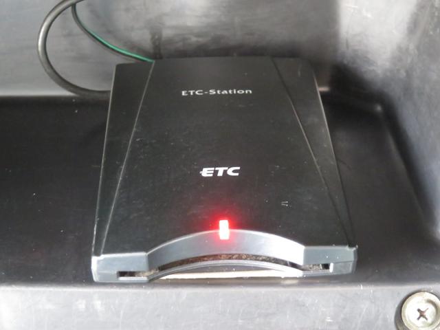 ランドクルーザー70 LX ランクル76 後期型 新品ネイビー全塗装済み フェンダーミラー ナローボディ 4ナンバー登録 ブラッドレーVホイール マットブラックグリル マットブラックバンパー パワーウインドウ 集中ドアロック(56枚目)