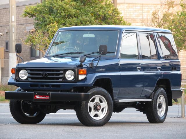 ランドクルーザー70 LX ランクル76 後期型 新品ネイビー全塗装済み フェンダーミラー ナローボディ 4ナンバー登録 ブラッドレーVホイール マットブラックグリル マットブラックバンパー パワーウインドウ 集中ドアロック(72枚目)