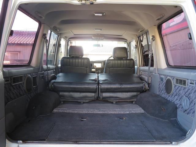 ランドクルーザープラド ＳＸワイド　７８プラド　後期型　１ナンバー登録　５人乗り　ホワイト全塗装　２インチリフトアップ　ＫＳオリジナルシートカバー　新品フロントバンパー　新品リアバンパー　新品グリル　ＧＩギアリアラダー　背面Ｔサンルーフ（22枚目）