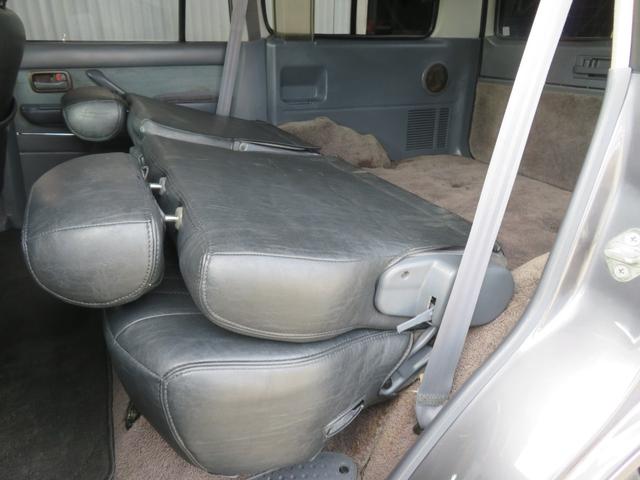 ランドクルーザー８０ ＶＸリミテッド　中期型　グレー全塗装済み　ナロー仕様　角目４灯　１ナンバー登録構造変更済み　ブラットレーＶ　ＢＦグットリッチＭＴタイヤ　ウッドコンビハンドル　シートカバー　シートヒーター　サンルーフ　Ｂカメラ（18枚目）