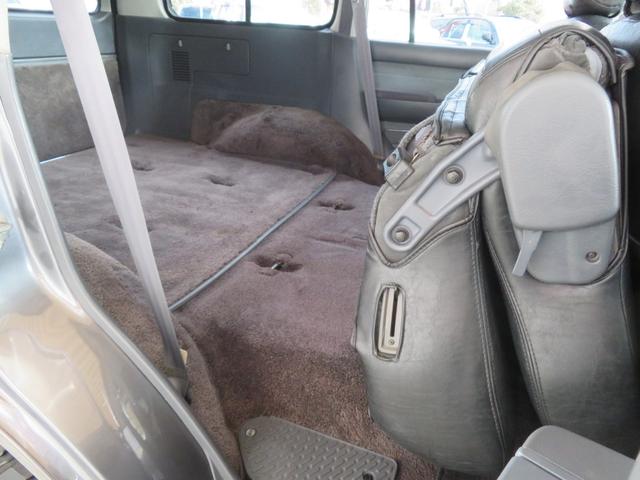 ランドクルーザー８０ ＶＸリミテッド　中期型　グレー全塗装済み　ナロー仕様　角目４灯　１ナンバー登録構造変更済み　ブラットレーＶ　ＢＦグットリッチＭＴタイヤ　ウッドコンビハンドル　シートカバー　シートヒーター　サンルーフ　Ｂカメラ（20枚目）