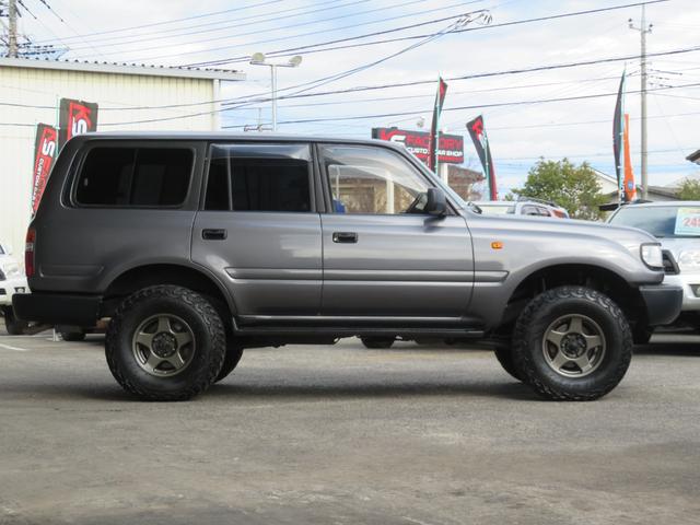 ランドクルーザー８０ ＶＸリミテッド　中期型　グレー全塗装済み　ナロー仕様　角目４灯　１ナンバー登録構造変更済み　ブラットレーＶ　ＢＦグットリッチＭＴタイヤ　ウッドコンビハンドル　シートカバー　シートヒーター　サンルーフ　Ｂカメラ（36枚目）