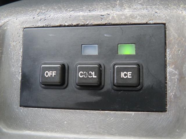 ランドクルーザー８０ ＶＸリミテッド　中期型　グレー全塗装済み　ナロー仕様　角目４灯　１ナンバー登録構造変更済み　ブラットレーＶ　ＢＦグットリッチＭＴタイヤ　ウッドコンビハンドル　シートカバー　シートヒーター　サンルーフ　Ｂカメラ（70枚目）