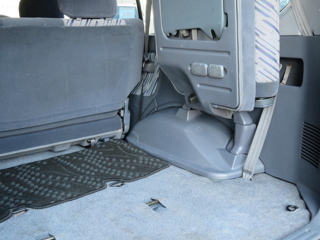 ランドクルーザープラド ＴＸ　９５プラド　ベージュ全塗装済み　ナロー仕様　ディーゼルターボ　丸目換装　マットブラックバンパー　ＡＲＢルーフラック　新品クリスタルオレンジコーナーレンズ　フリップダウンモニター　ナビ　フルセグＴＶ（14枚目）