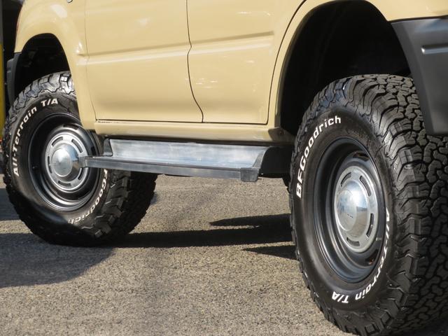 ランドクルーザープラド ＴＸ　９５プラド　ベージュ全塗装済み　ナロー仕様　ディーゼルターボ　丸目換装　マットブラックバンパー　ＡＲＢルーフラック　新品クリスタルオレンジコーナーレンズ　フリップダウンモニター　ナビ　フルセグＴＶ（45枚目）