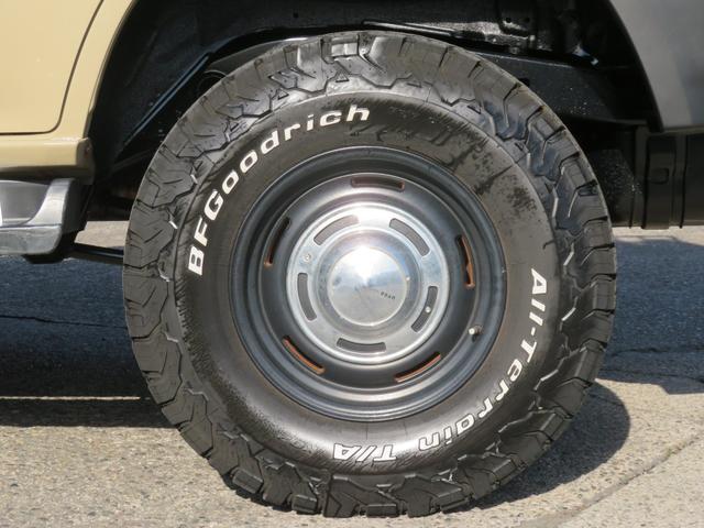 ランドクルーザープラド ＴＸ　９５プラド　ベージュ全塗装済み　ナロー仕様　ディーゼルターボ　丸目換装　マットブラックバンパー　ＡＲＢルーフラック　新品クリスタルオレンジコーナーレンズ　フリップダウンモニター　ナビ　フルセグＴＶ（46枚目）