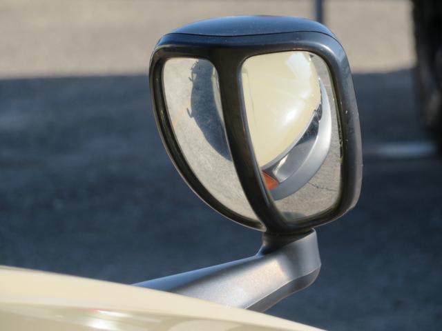 ランドクルーザープラド ＴＸ　９５プラド　ベージュ全塗装済み　ナロー仕様　ディーゼルターボ　丸目換装　マットブラックバンパー　ＡＲＢルーフラック　新品クリスタルオレンジコーナーレンズ　フリップダウンモニター　ナビ　フルセグＴＶ（49枚目）