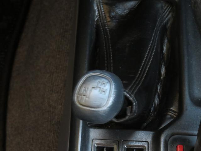 ランドクルーザープラド ＴＸ　９５プラド　ベージュ全塗装済み　ナロー仕様　ディーゼルターボ　丸目換装　マットブラックバンパー　ＡＲＢルーフラック　新品クリスタルオレンジコーナーレンズ　フリップダウンモニター　ナビ　フルセグＴＶ（72枚目）