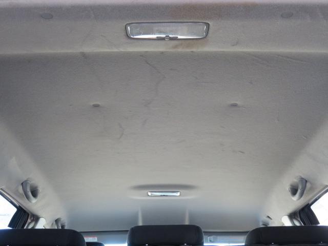 ハイラックスサーフ ＳＳＲ－Ｘリミテッド　６０ｔｈスペシャルＥＤ　２１５サーフ　後期型　シルバールーフレール　新品２インチリフトアップ　新品マッドヴァンスホイール　新品ジオランダーＸ－ＡＴタイヤ　シルバールーフレール　バックフォグ　ナビ　バックカメラ　ＥＴＣ（15枚目）