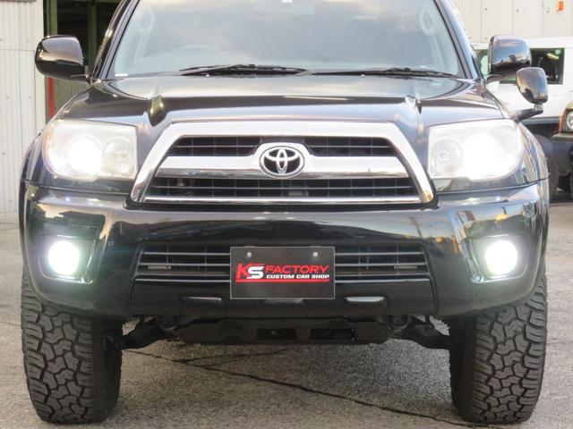 ハイラックスサーフ ＳＳＲ－Ｘリミテッド　６０ｔｈスペシャルＥＤ　２１５サーフ　後期型　シルバールーフレール　新品２インチリフトアップ　新品マッドヴァンスホイール　新品ジオランダーＸ－ＡＴタイヤ　シルバールーフレール　バックフォグ　ナビ　バックカメラ　ＥＴＣ（29枚目）