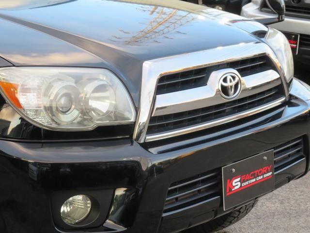 ハイラックスサーフ ＳＳＲ－Ｘリミテッド　６０ｔｈスペシャルＥＤ　２１５サーフ　後期型　シルバールーフレール　新品２インチリフトアップ　新品マッドヴァンスホイール　新品ジオランダーＸ－ＡＴタイヤ　シルバールーフレール　バックフォグ　ナビ　バックカメラ　ＥＴＣ（30枚目）