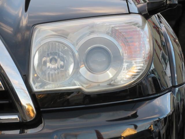 ハイラックスサーフ ＳＳＲ－Ｘリミテッド　６０ｔｈスペシャルＥＤ　２１５サーフ　後期型　シルバールーフレール　新品２インチリフトアップ　新品マッドヴァンスホイール　新品ジオランダーＸ－ＡＴタイヤ　シルバールーフレール　バックフォグ　ナビ　バックカメラ　ＥＴＣ（32枚目）