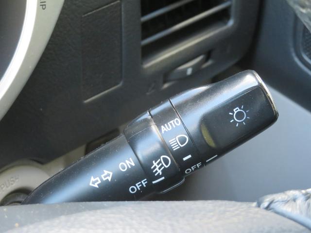 ハイラックスサーフ ＳＳＲ－Ｘリミテッド　６０ｔｈスペシャルＥＤ　２１５サーフ　後期型　シルバールーフレール　新品２インチリフトアップ　新品マッドヴァンスホイール　新品ジオランダーＸ－ＡＴタイヤ　シルバールーフレール　バックフォグ　ナビ　バックカメラ　ＥＴＣ（51枚目）