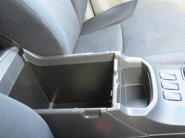 ハイラックスサーフ ＳＳＲ－Ｘリミテッド　６０ｔｈスペシャルＥＤ　２１５サーフ　後期型　シルバールーフレール　新品２インチリフトアップ　新品マッドヴァンスホイール　新品ジオランダーＸ－ＡＴタイヤ　シルバールーフレール　バックフォグ　ナビ　バックカメラ　ＥＴＣ（68枚目）