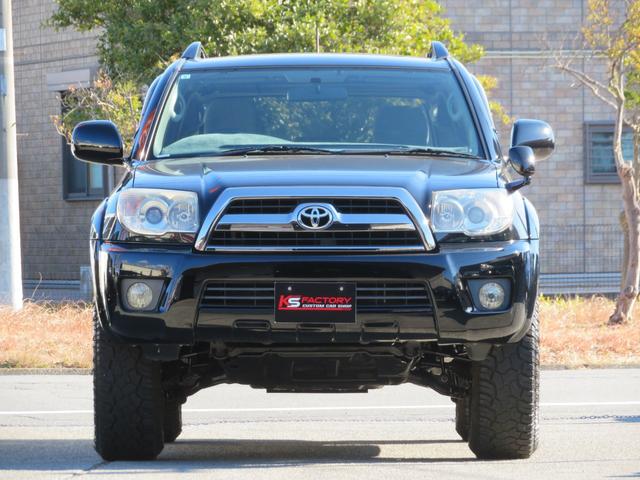 ハイラックスサーフ ＳＳＲ－Ｘリミテッド　２１５サーフ　後期型　ルーフレール　２インチリフトアップ　社外ＡＷ　ジオランダーＸーＡＴタイヤ　黒木目レザーコンビハンドル　ウッドコンビシフトノブ　ナビＢカメラ　フルセグＴＶ　寒冷地仕様　バックフォグ（20枚目）