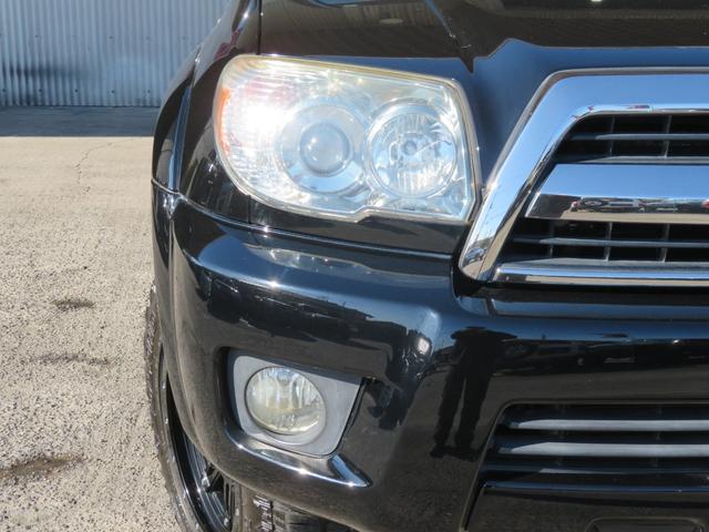 ハイラックスサーフ ＳＳＲ－Ｘリミテッド　２１５サーフ　後期型　ルーフレール　２インチリフトアップ　社外ＡＷ　ジオランダーＸーＡＴタイヤ　黒木目レザーコンビハンドル　ウッドコンビシフトノブ　ナビＢカメラ　フルセグＴＶ　寒冷地仕様　バックフォグ（28枚目）