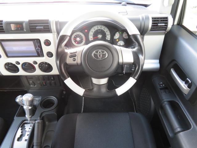 ＦＪクルーザー ベースグレード　クリアランスソナー　ホワイトコンビハンドル　ＳＤナビ　バックカメラ　ＥＴＣ　マットブラックバンパー　マットブラックグリル　１７インチアルミホイール　ジオランダーＸーＡＴタイヤ　カーテンエアバッグ（43枚目）