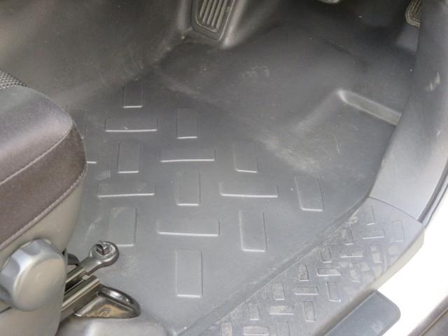 ＦＪクルーザー ベースグレード　クリアランスソナー　ホワイトコンビハンドル　ＳＤナビ　バックカメラ　ＥＴＣ　マットブラックバンパー　マットブラックグリル　１７インチアルミホイール　ジオランダーＸーＡＴタイヤ　カーテンエアバッグ（64枚目）