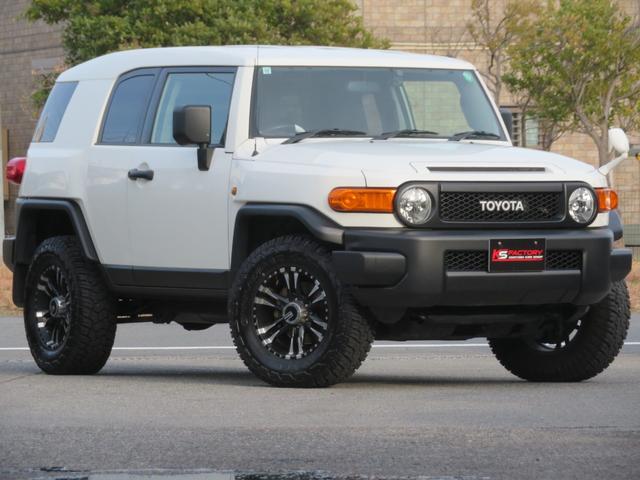 ＦＪクルーザー ベースグレード　クリアランスソナー　ホワイトコンビハンドル　ＳＤナビ　バックカメラ　ＥＴＣ　マットブラックバンパー　マットブラックグリル　１７インチアルミホイール　ジオランダーＸーＡＴタイヤ　カーテンエアバッグ（71枚目）